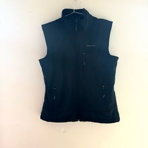 Apex Midnight Black Sleeveless Fleece